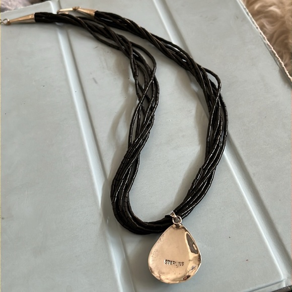 Elegant Black and Silver Pendant Necklace - Picture 2 of 5